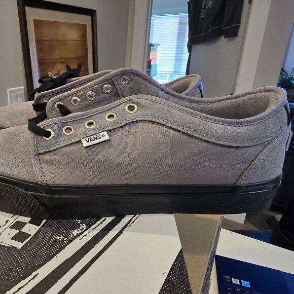 Vans Skate Chukka Frost Gray VN000CUV92F Authentic Mens Size 12 Skateboarding - Picture 1 of 10